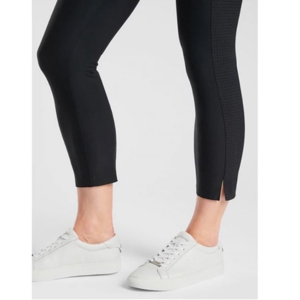 NWT Athleta Stellar Crop Pant // Black - Picture 4 of 7